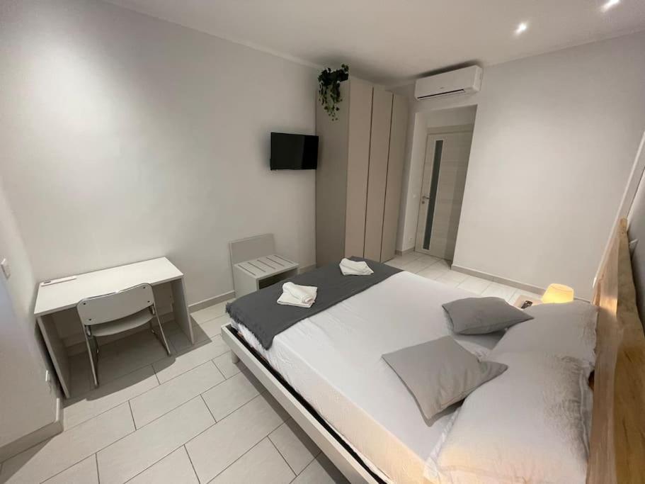 Apartmán Near Metro Piazza Bengasi Turín Exteriér fotografie