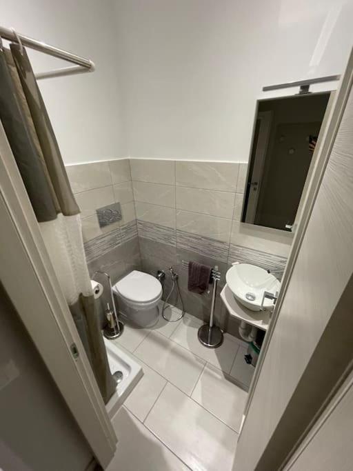 Apartmán Near Metro Piazza Bengasi Turín Exteriér fotografie